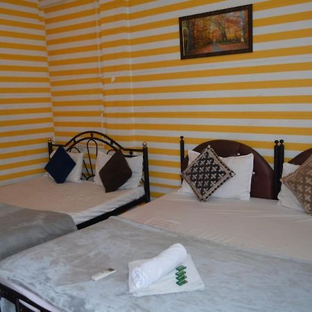 Esther Guest House كالانغيُت المظهر الخارجي الصورة