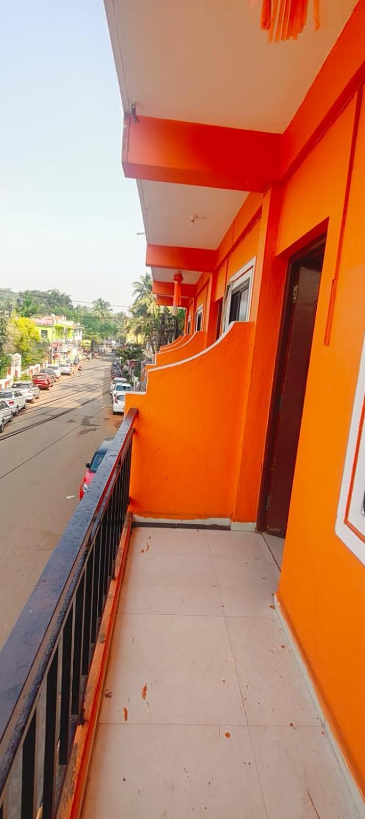 Esther Guest House كالانغيُت الغرفة الصورة